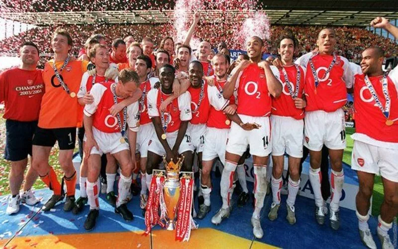 arsene wenger la ai hanh trinh tro thanh hlv huyen thoai