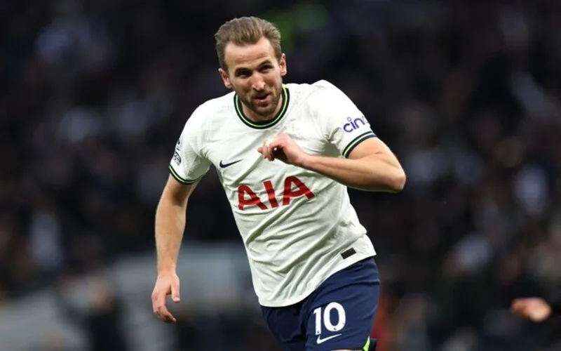 harry kane cuoc doi va su nghiep cua ngoi sao bayern munich